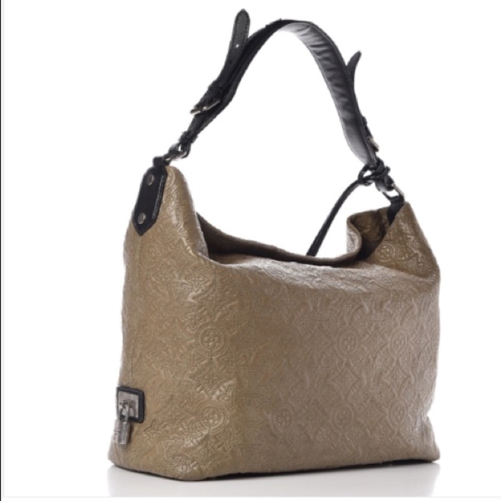 💎CELEBRITY💎 lambskin RARE Louis Vuitton - Picture 4 of 14